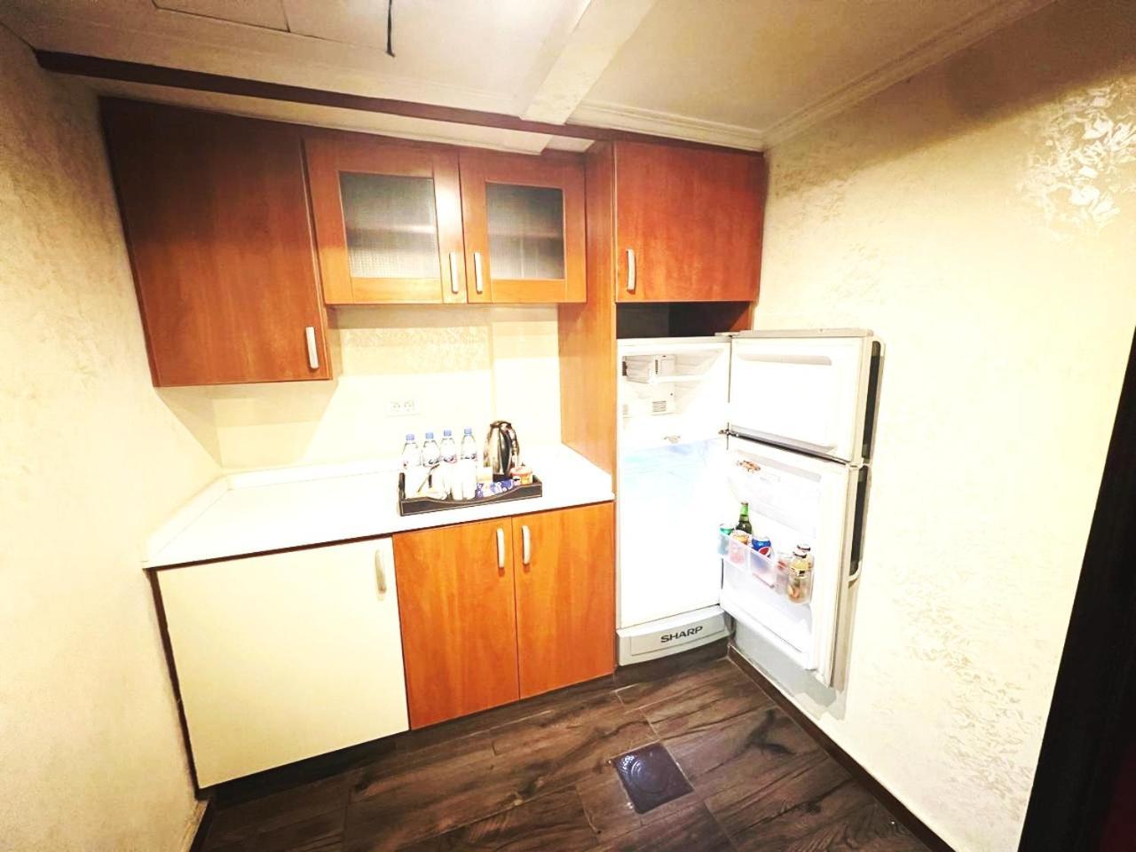 Queens Suite Hotel Бейрут Экстерьер фото