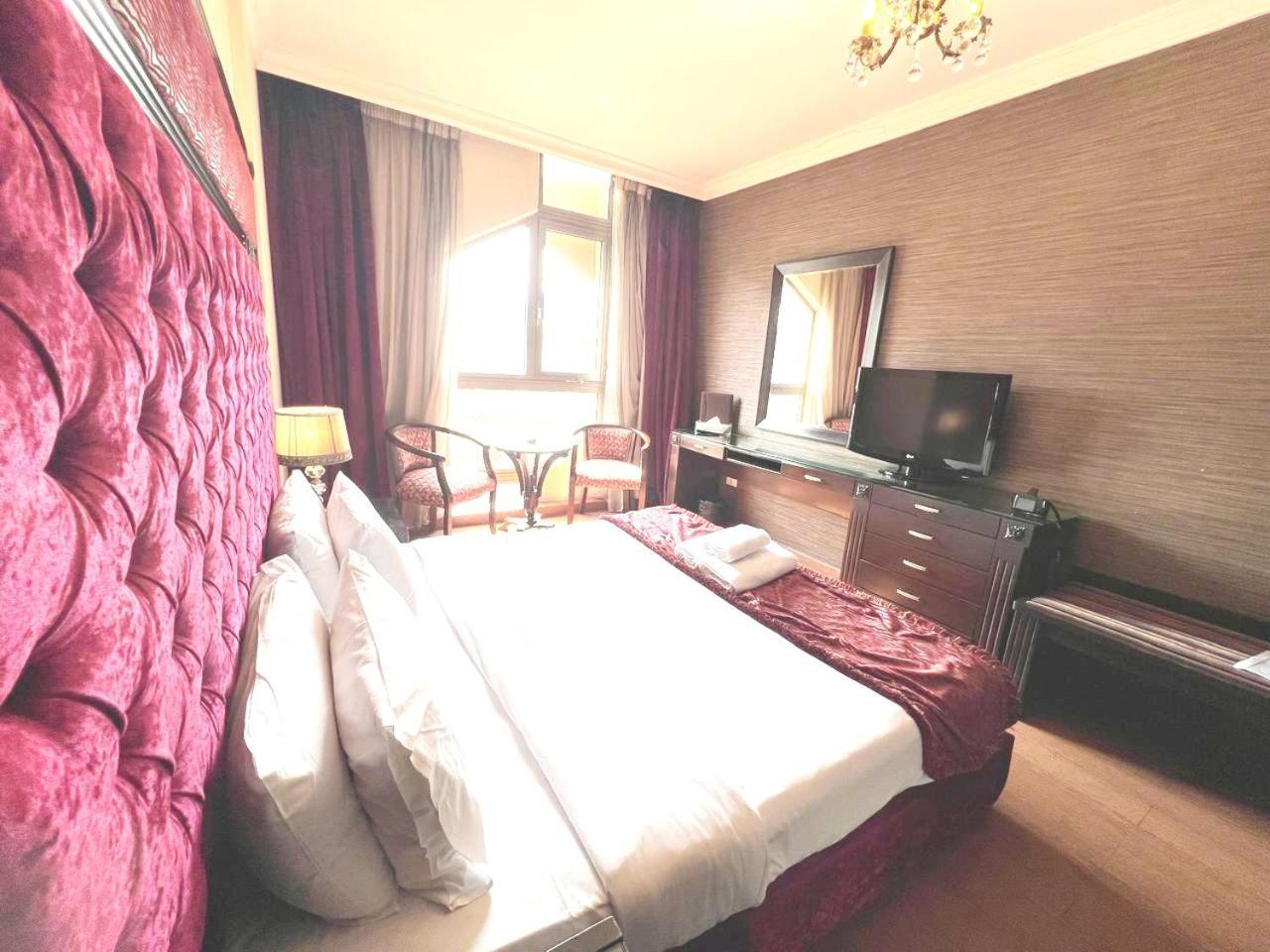 Queens Suite Hotel Бейрут Экстерьер фото