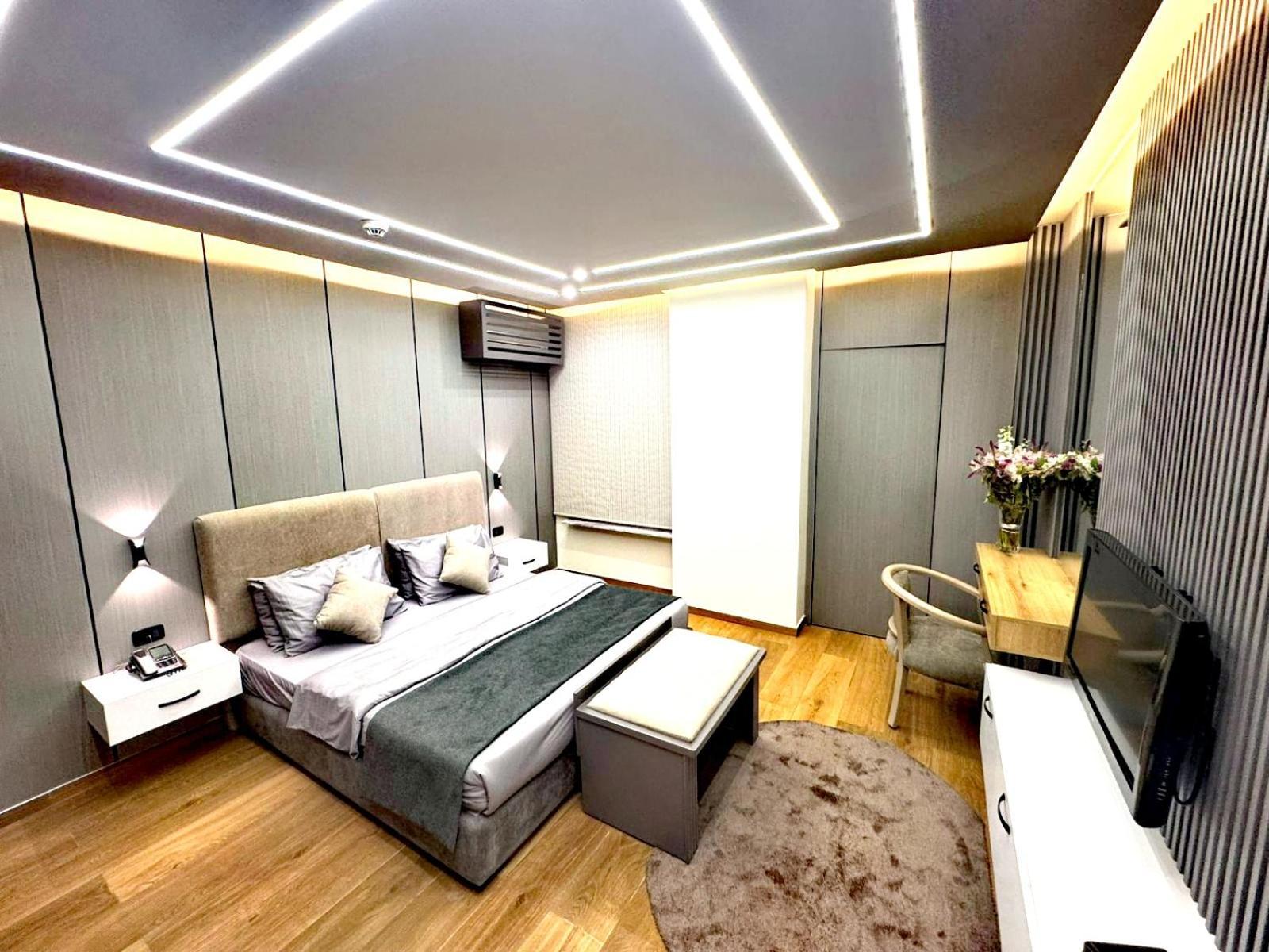 Queens Suite Hotel Бейрут Экстерьер фото