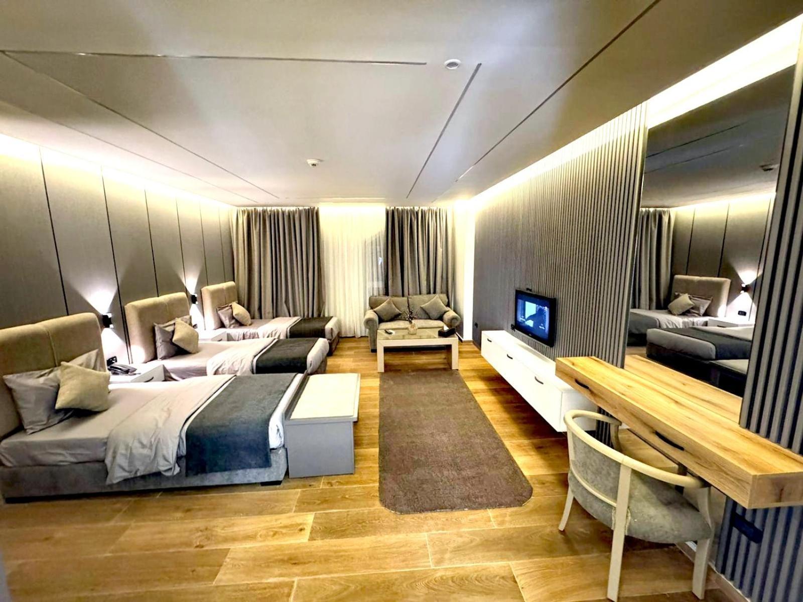 Queens Suite Hotel Бейрут Экстерьер фото