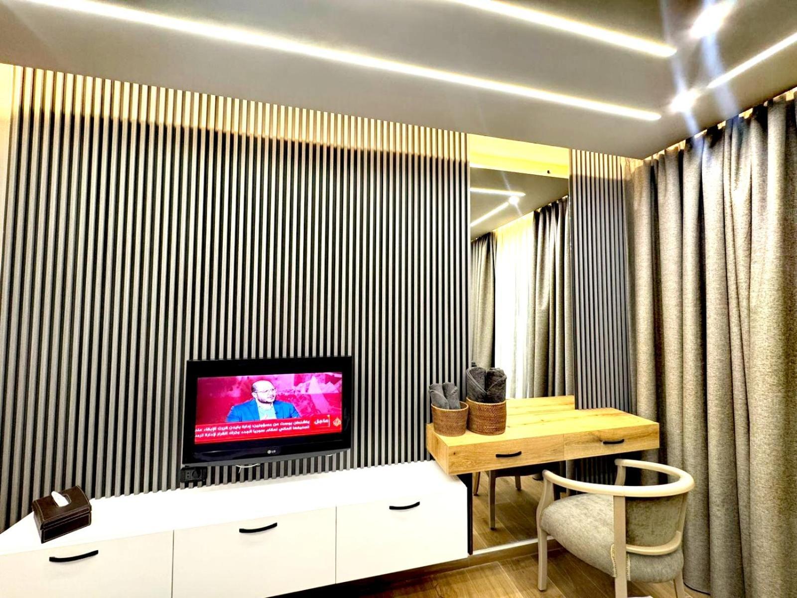Queens Suite Hotel Бейрут Экстерьер фото