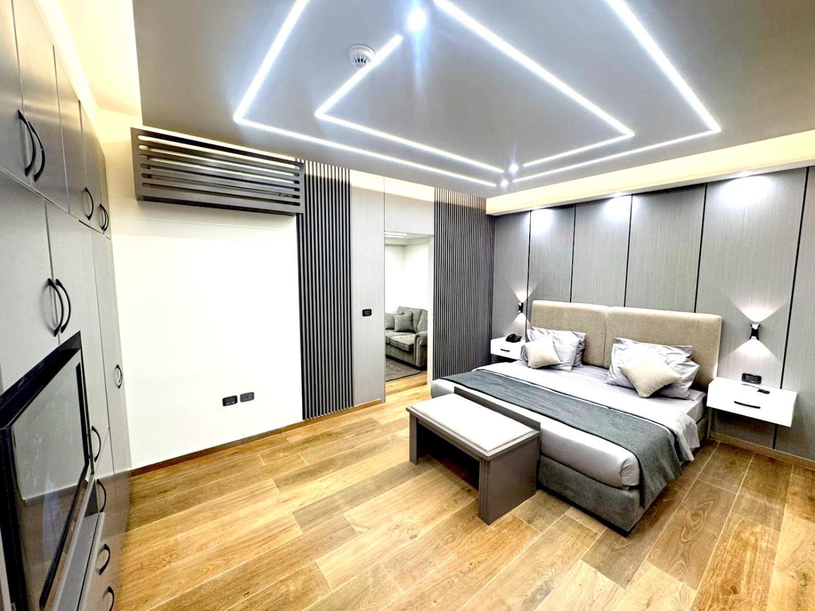 Queens Suite Hotel Бейрут Экстерьер фото