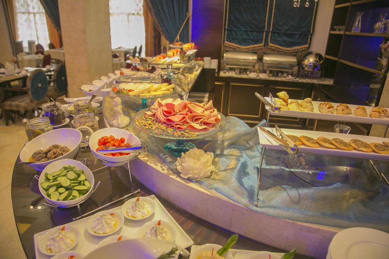 Queens Suite Hotel Бейрут Экстерьер фото
